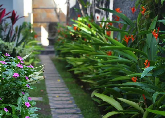 Lotus Tirta Hotel Seminyak (Bali)