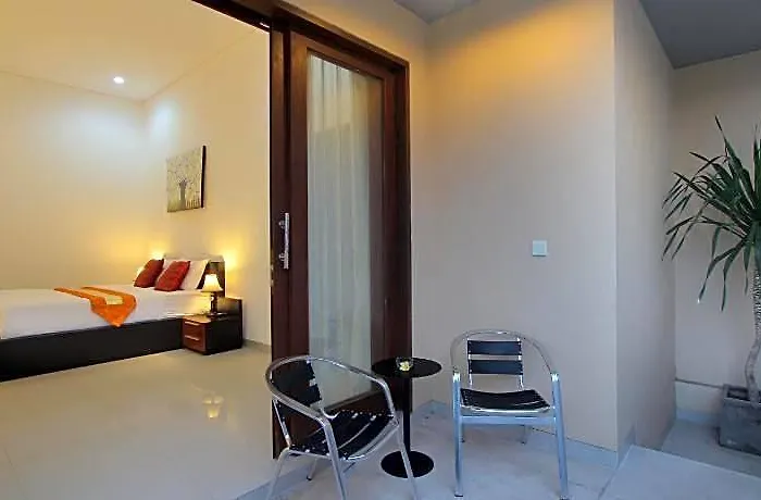 Hotel Lotus Tirta 3*