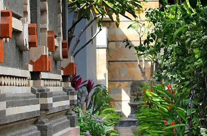 Lotus Tirta Hotel 3*